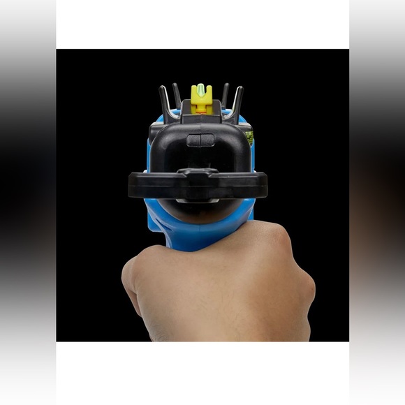 Nerf Rival Fate XXII-100 Blaster Toy Gun with Adjustable Rear Sight - Picture 3 of 8